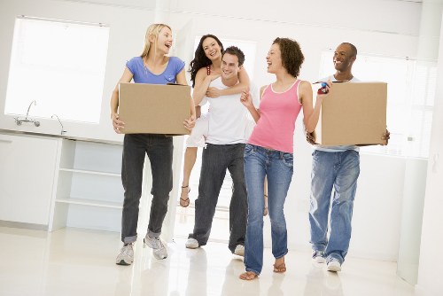 Local Bayswater moving support for apartments and family homes